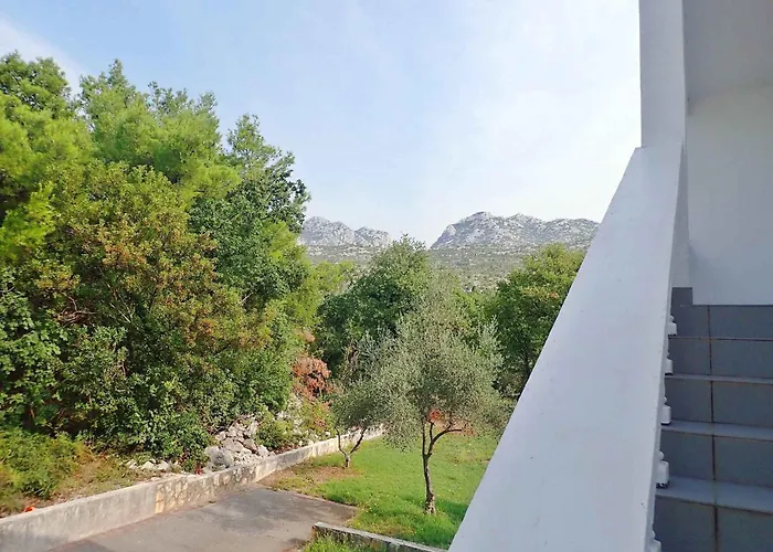 דירה In Starigrad-paklenica 6881 סטאריגרד-פקלניצה