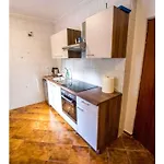 In Starigrad-paklenica 6881