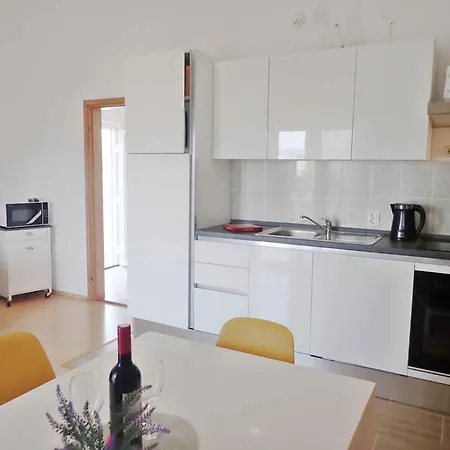Apartment In Starigrad-paklenica 6881